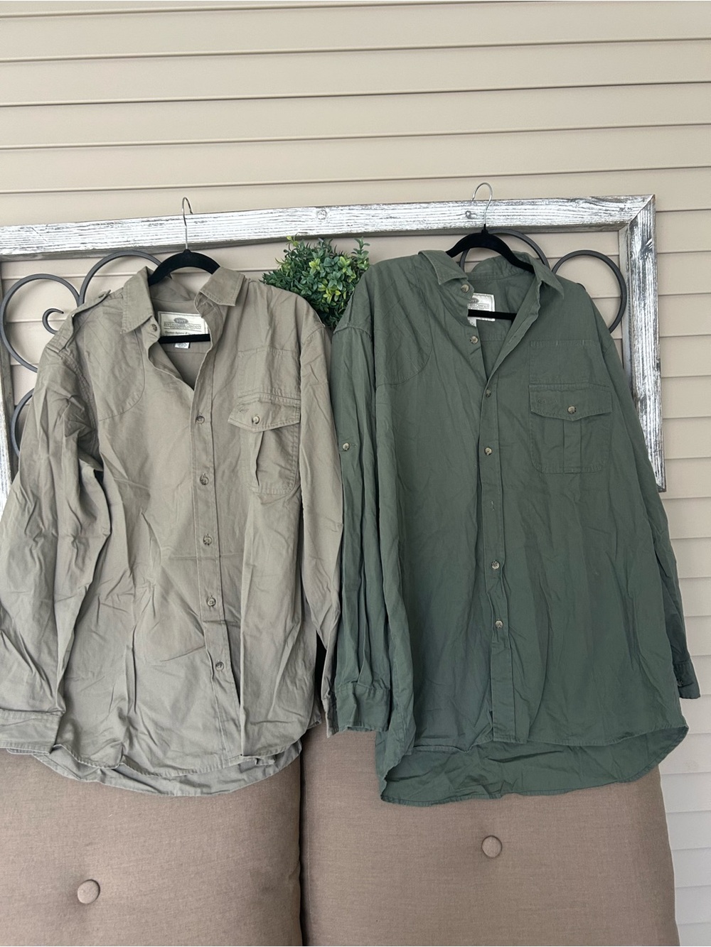 (2) MENS BOYT HARNESS CO HUNTING SHIRT XL